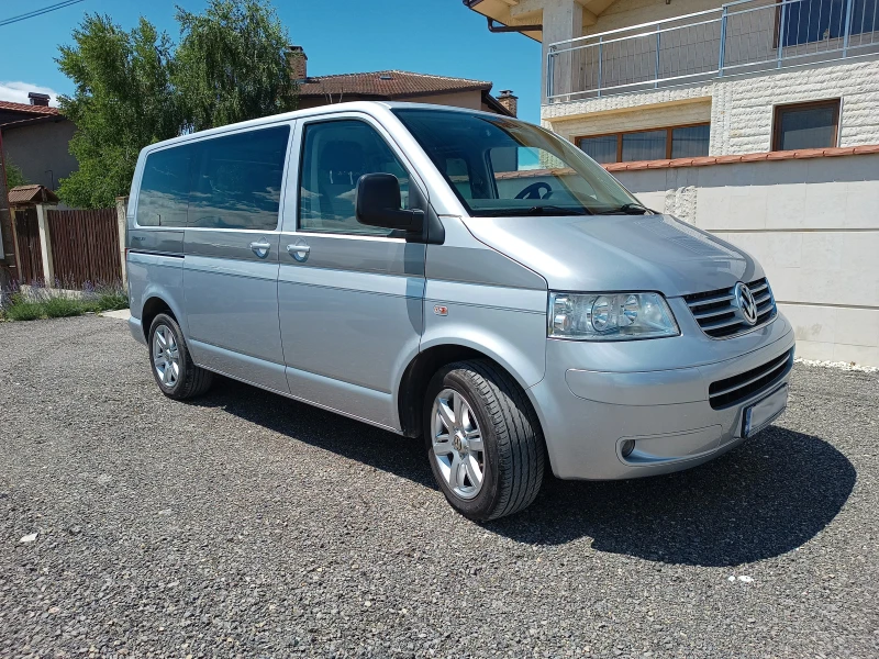 VW Multivan T5 2.5 TDI Startline, снимка 2 - Бусове и автобуси - 49979324