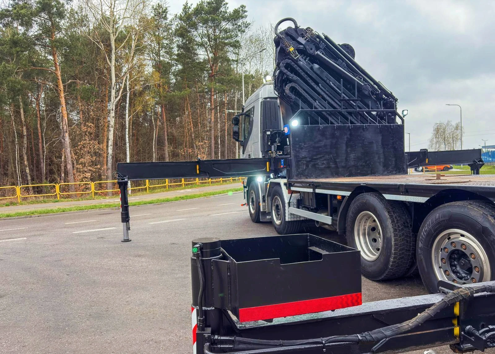 Iveco Stralis HMF 8520-0K6+  -  39  | Mobile.bg   13