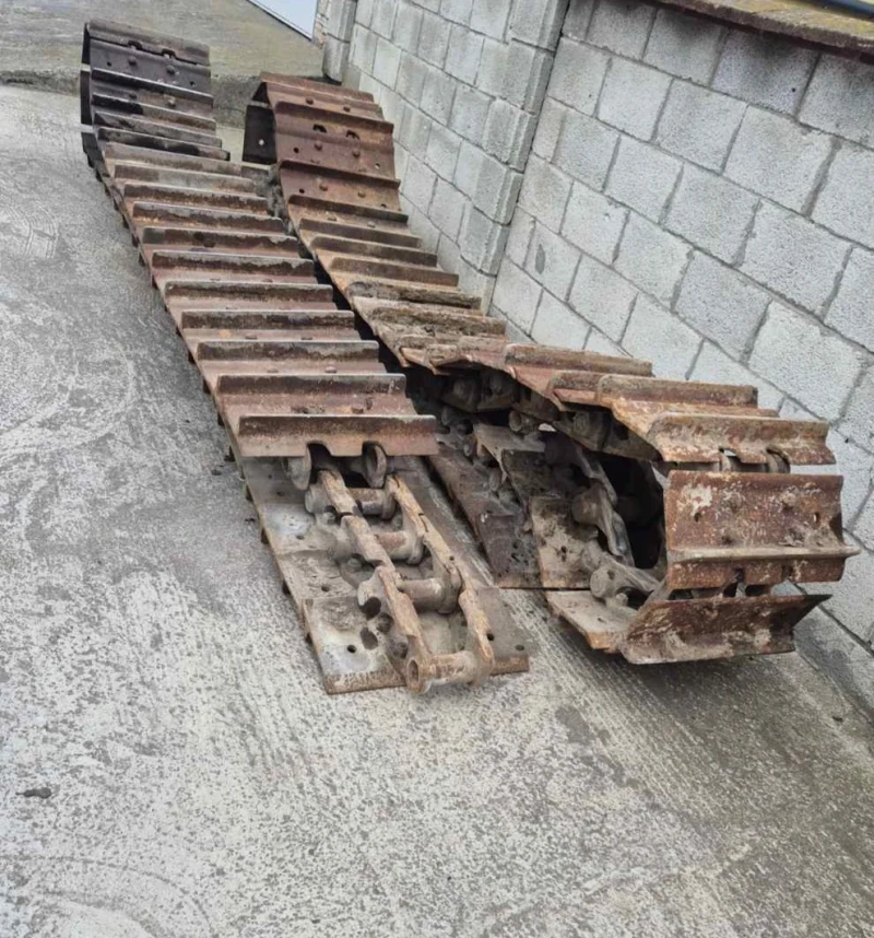 Булдозер ЧТЗ Т130, снимка 2 - Индустриална техника - 52421565