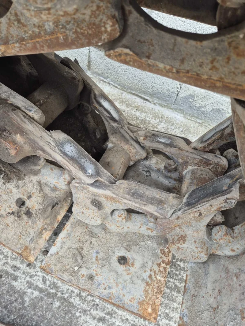 Булдозер ЧТЗ Т130, снимка 6 - Индустриална техника - 52421565