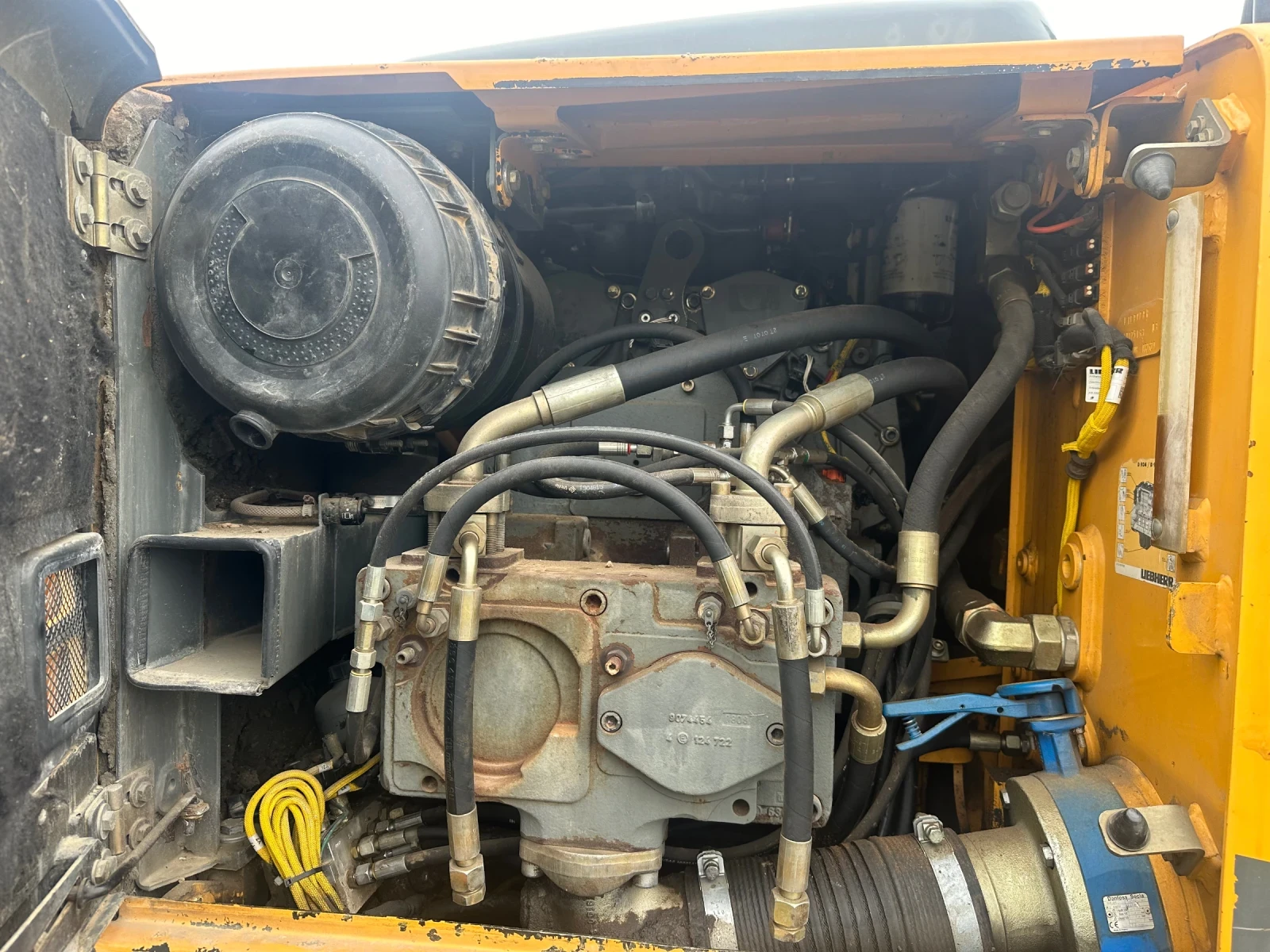 Багер Liebherr 924 LITRONIC  - изображение 3
