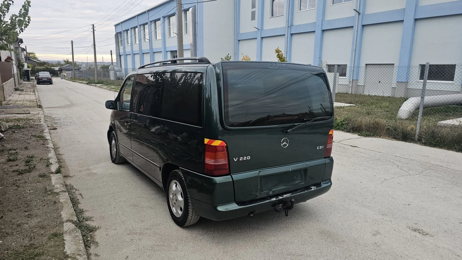 Кемпер Mercedes-Benz V220 - изображение 4