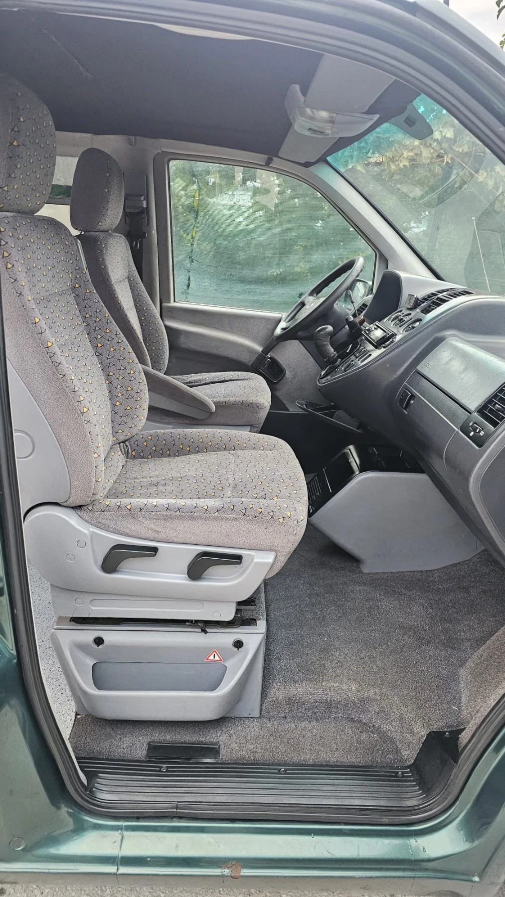  Mercedes-Benz V220 | Mobile.bg   13