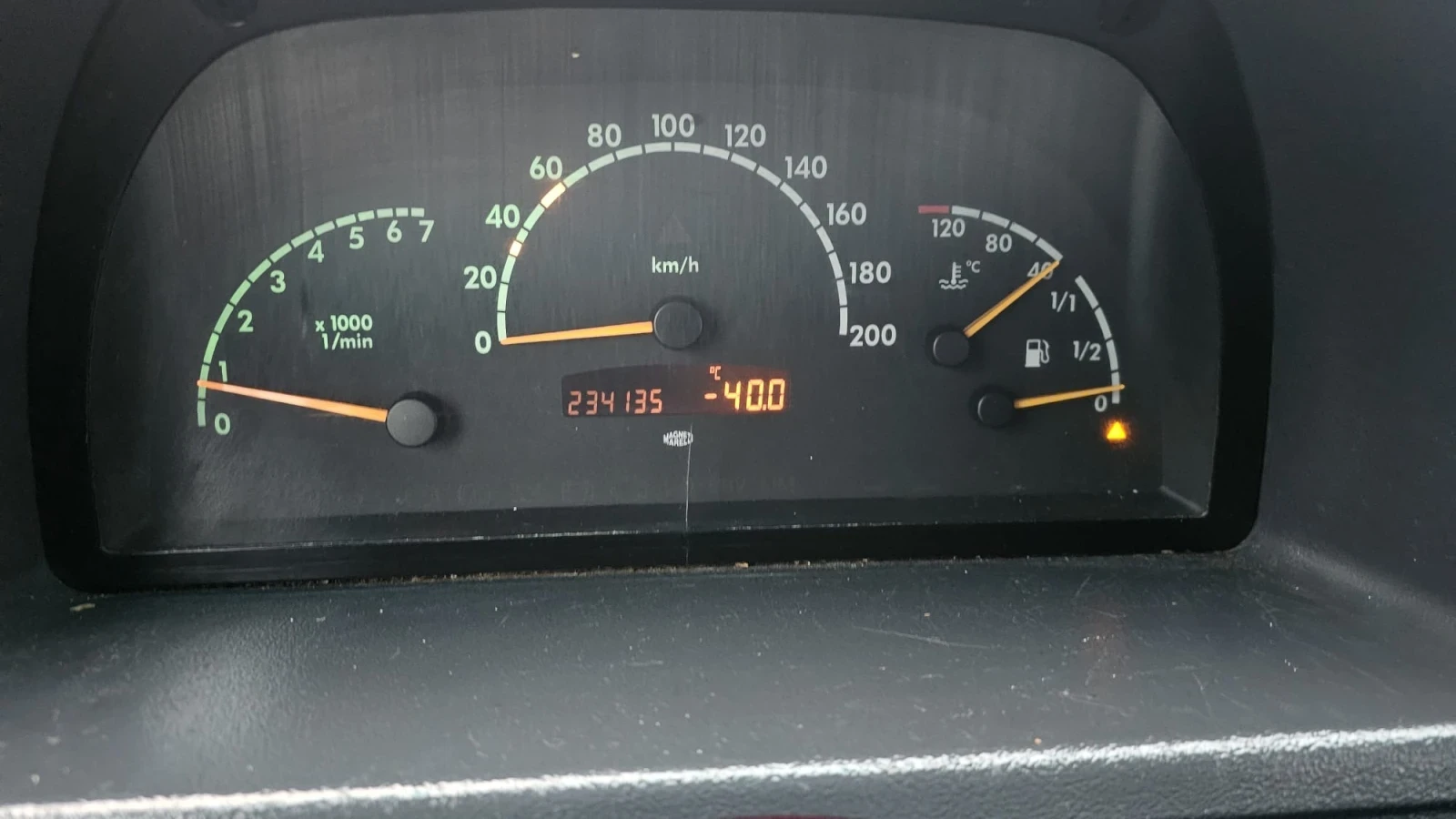  Mercedes-Benz V220 | Mobile.bg   11