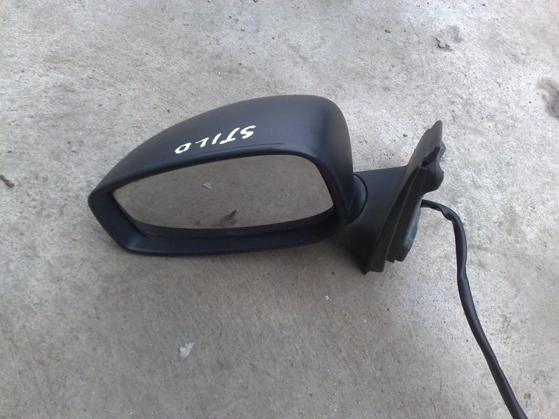 Ел огледало ляво за Фиат Стило (1)