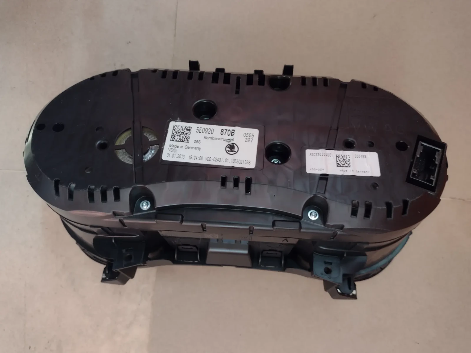 5E0920870B  ����������  �� SKODA OCTAVIA III  5E0920870B | Mobile.bg � ����������� 2