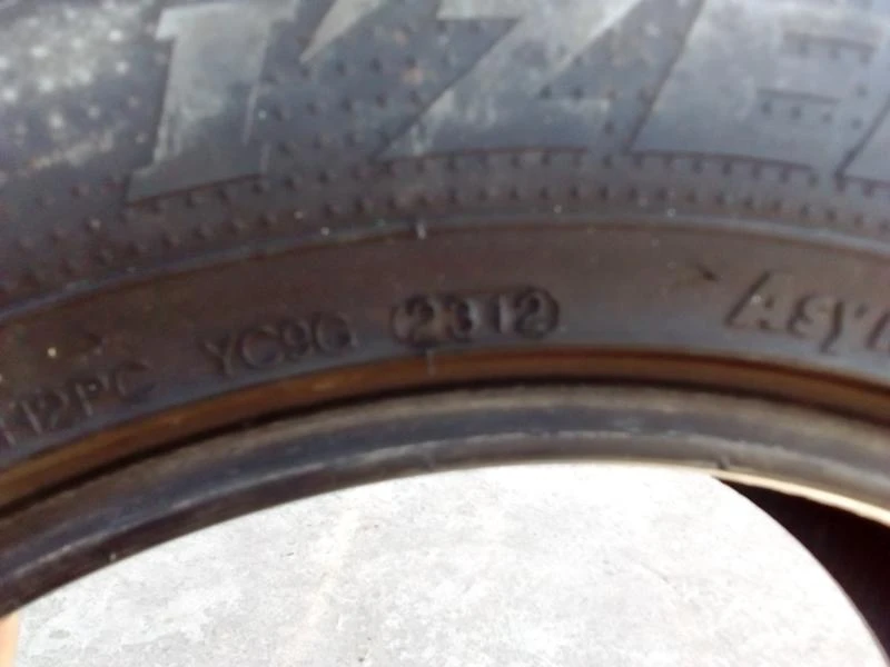 Гуми Летни 235/55R17, снимка 6 - Гуми и джанти - 18579811