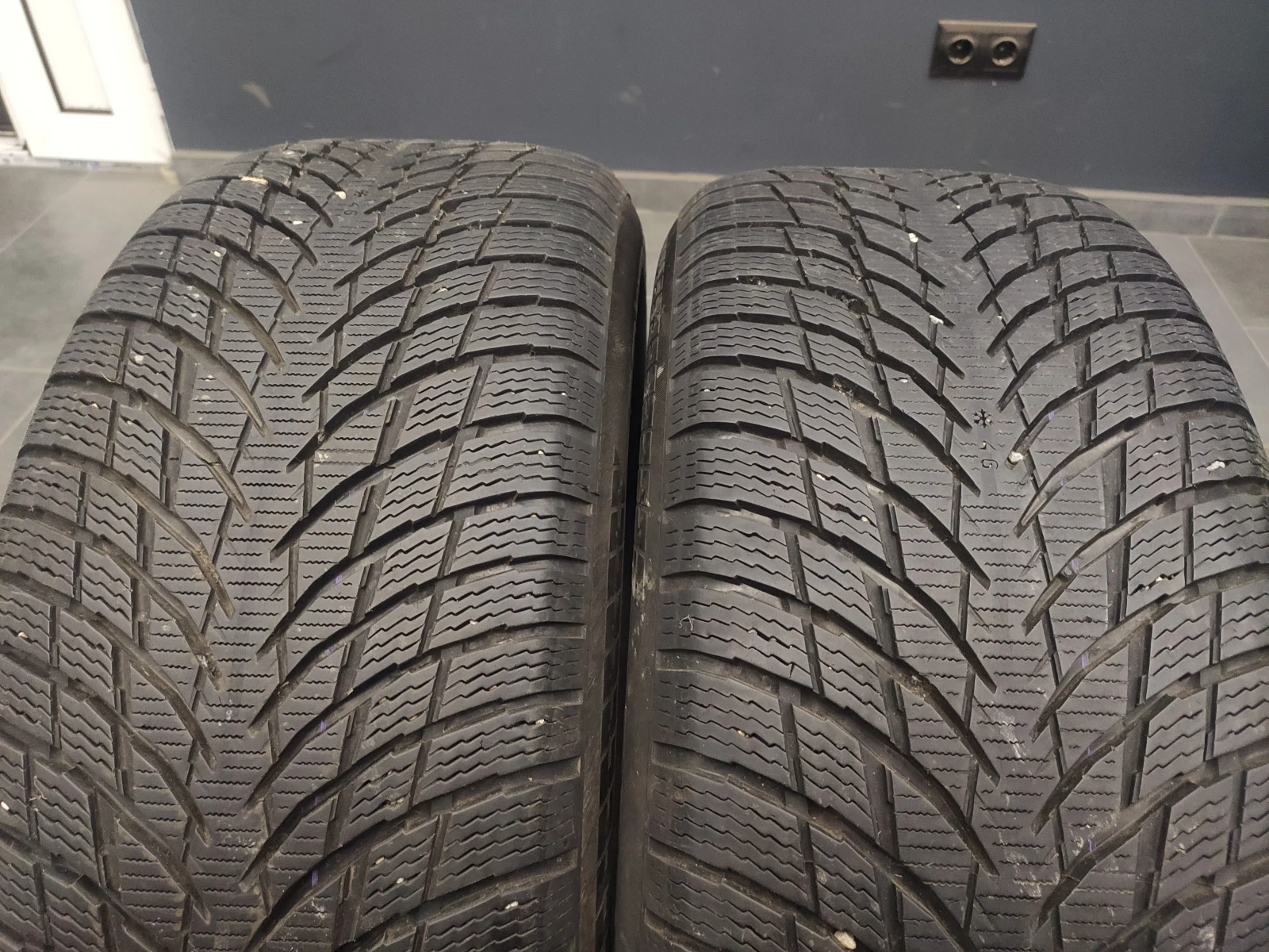  235/55R17 | Mobile.bg   3