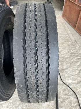 Гуми Всесезонни 235/75R17.5, снимка 3 - Гуми и джанти - 49352419