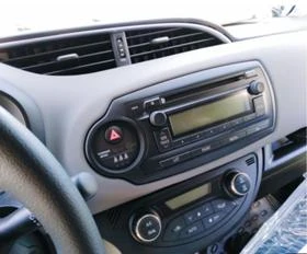 Toyota Yaris 1.5 HYBRID Auto, снимка 9
