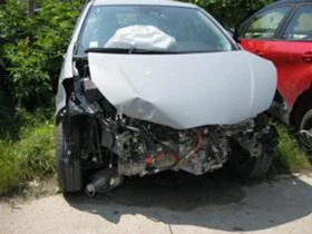 Toyota Yaris 1.5 HYBRID Auto, снимка 11