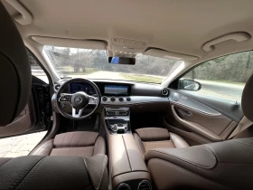 Mercedes-Benz E 220 Лимузина, снимка 12