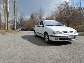 Renault Megane, снимка 8
