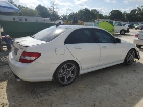 Mercedes-Benz C 63 AMG 6.2L V8 , снимка 6