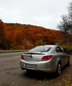 Opel Insignia 2.0 Турбо 220к.с., снимка 8