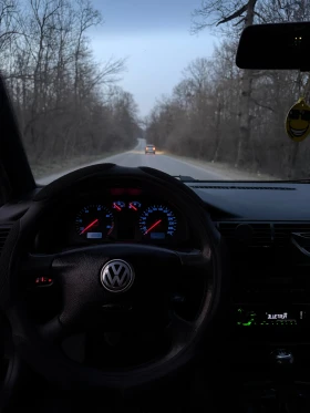 VW Passat VW/1.9/TDI/116кс - 2600 € / 5085.16 лв. - 42110658 6