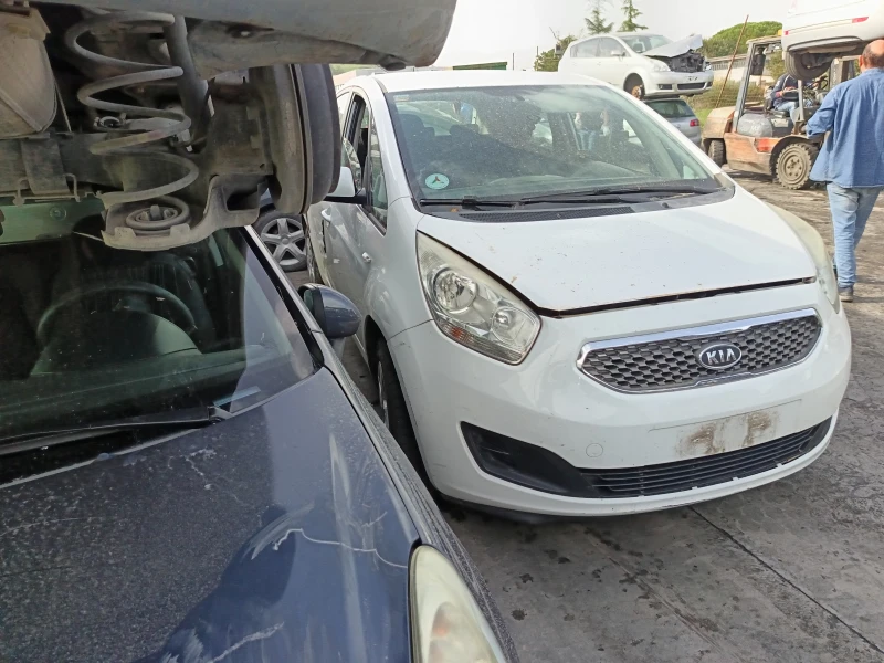 Kia Venga, снимка 2 - Автомобили и джипове - 47935877