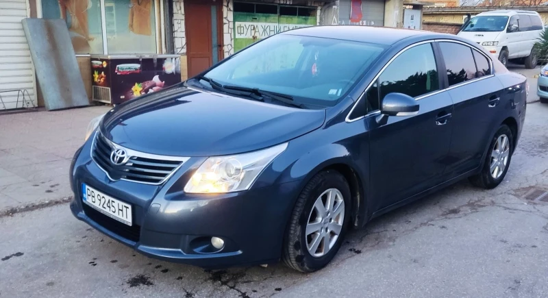 Toyota Avensis 1.8, снимка 2 - Автомобили и джипове - 49509198