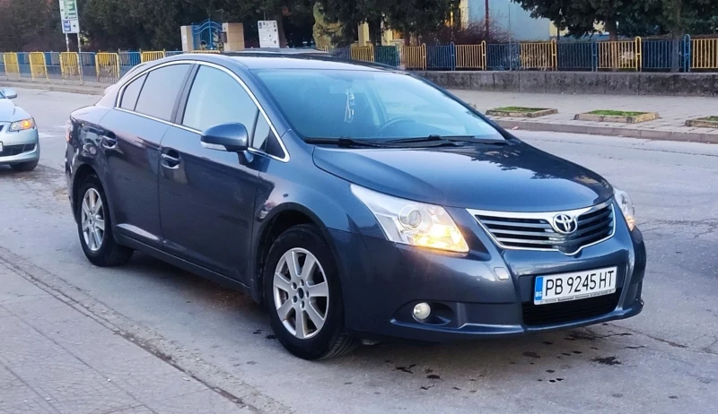 Toyota Avensis 1.8, снимка 1 - Автомобили и джипове - 48650170