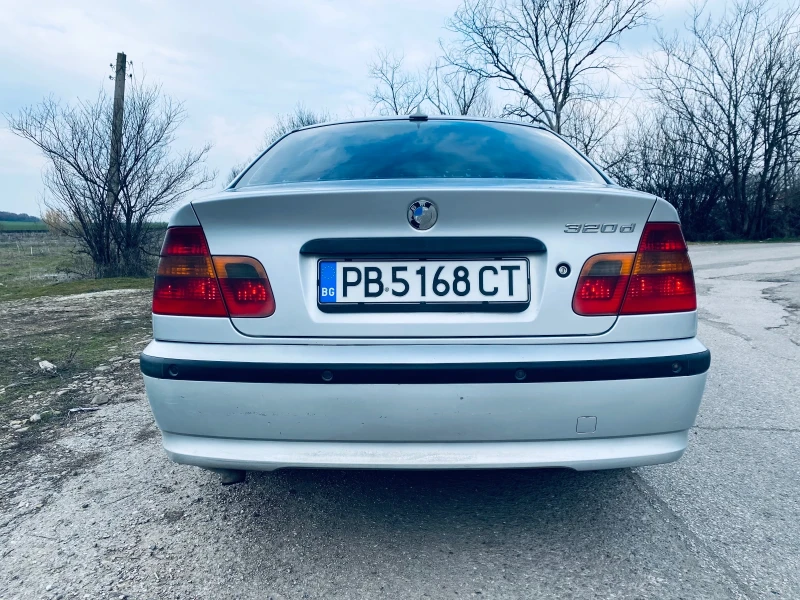 BMW 320, снимка 12 - Автомобили и джипове - 49175155