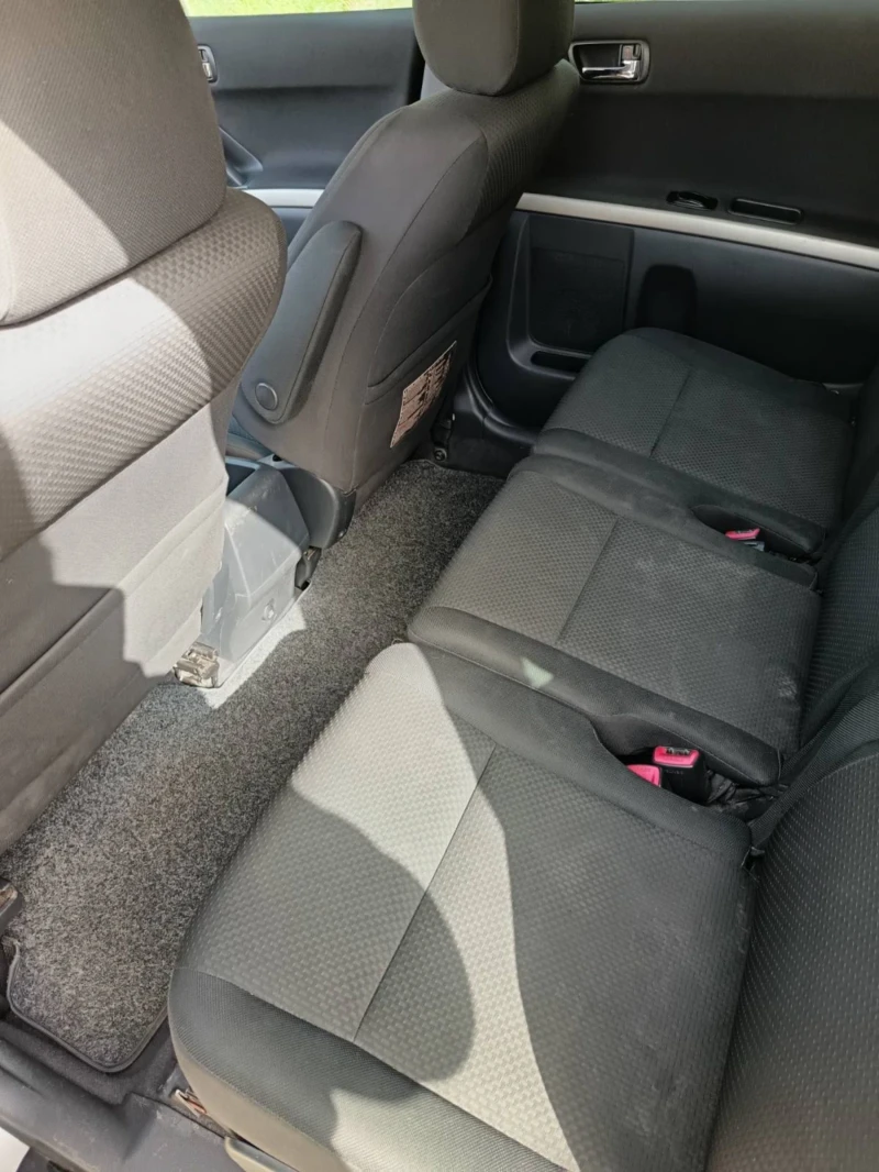 Toyota Corolla verso 1.8 16V, снимка 7 - Автомобили и джипове - 52203995