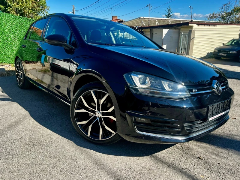 VW Golf R-line, Keyless, Ceramic, Обслужен, LED