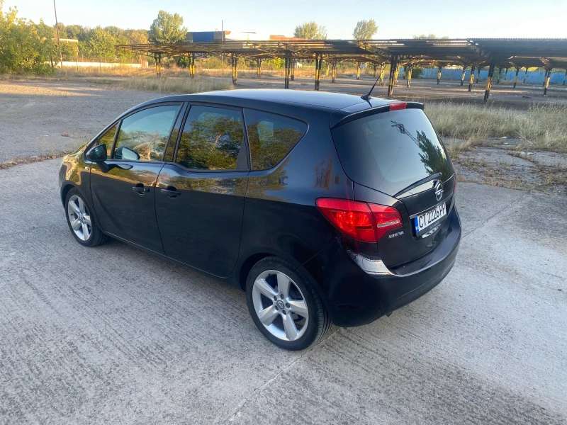 Opel Meriva 1.4i LPG, снимка 7 - Автомобили и джипове - 52216860