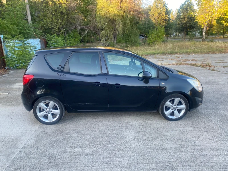 Opel Meriva 1.4i LPG, снимка 4 - Автомобили и джипове - 52216860
