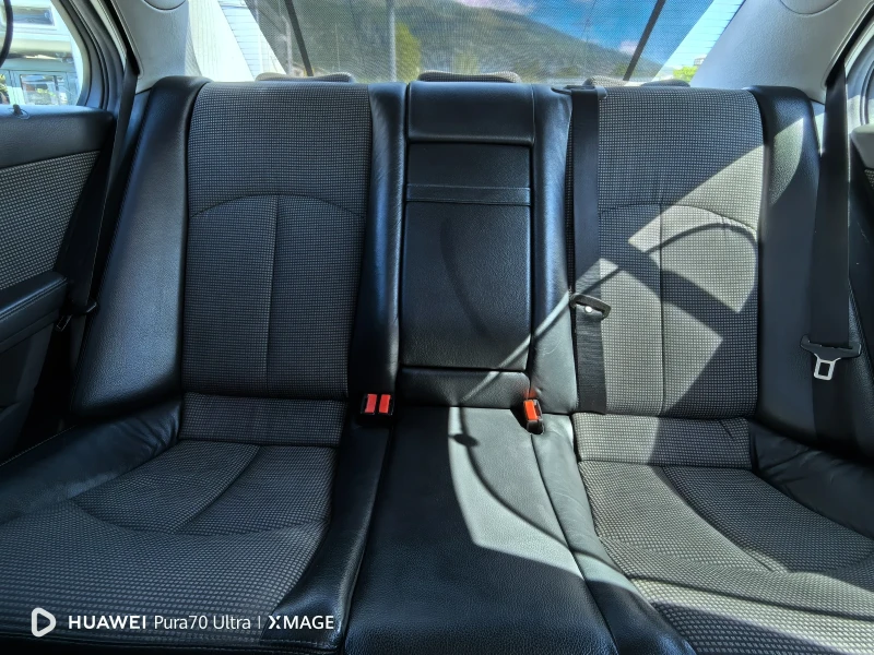 Mercedes-Benz E 320, снимка 10 - Автомобили и джипове - 52812956