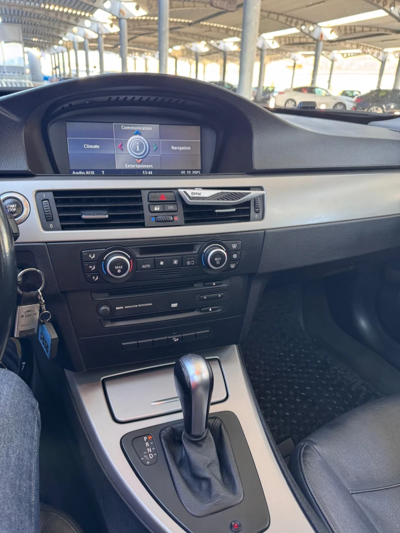 BMW 330 330XD, снимка 10 - Автомобили и джипове - 52256384