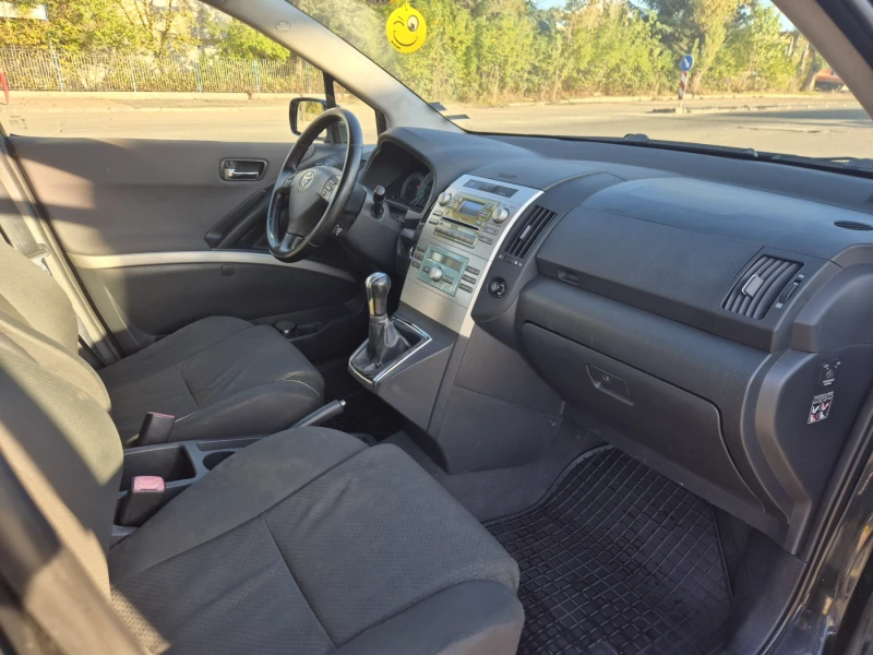 Toyota Corolla verso d4d 1-ви СОБСТВЕНИК, снимка 9 - Автомобили и джипове - 52275062