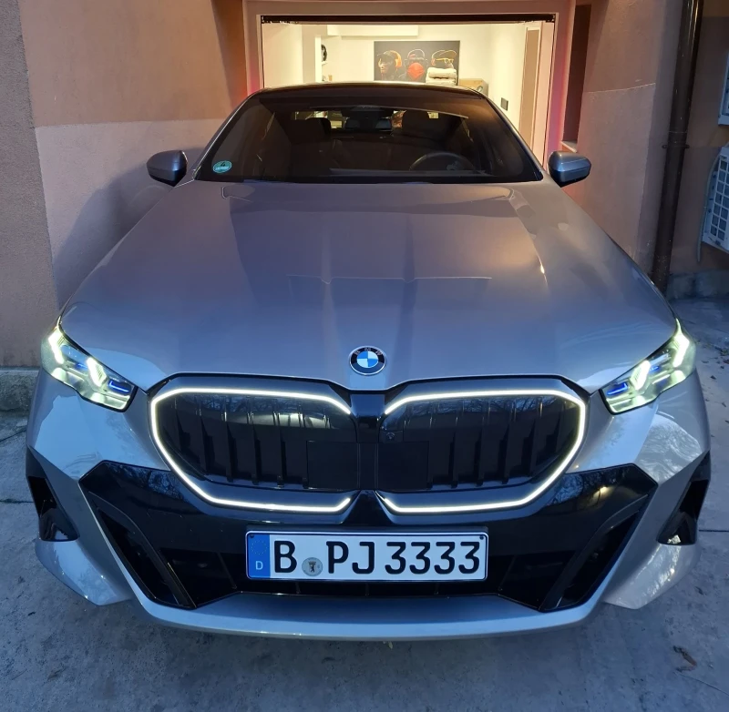 BMW 520 M SPORT PRO PANO/B&W/ICONIC