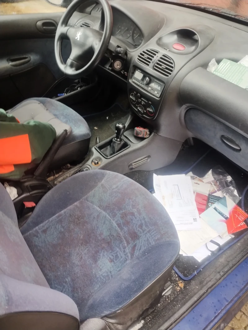 Peugeot 206, снимка 10 - Автомобили и джипове - 53270825