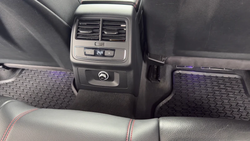 Audi A4 2.0 TDI Quattro Matrix Distronic Virtual NARDO, снимка 11 - Автомобили и джипове - 53418568