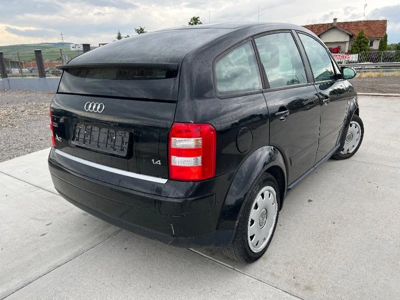 Audi A2 1.4i , снимка 7 - Автомобили и джипове - 34850646