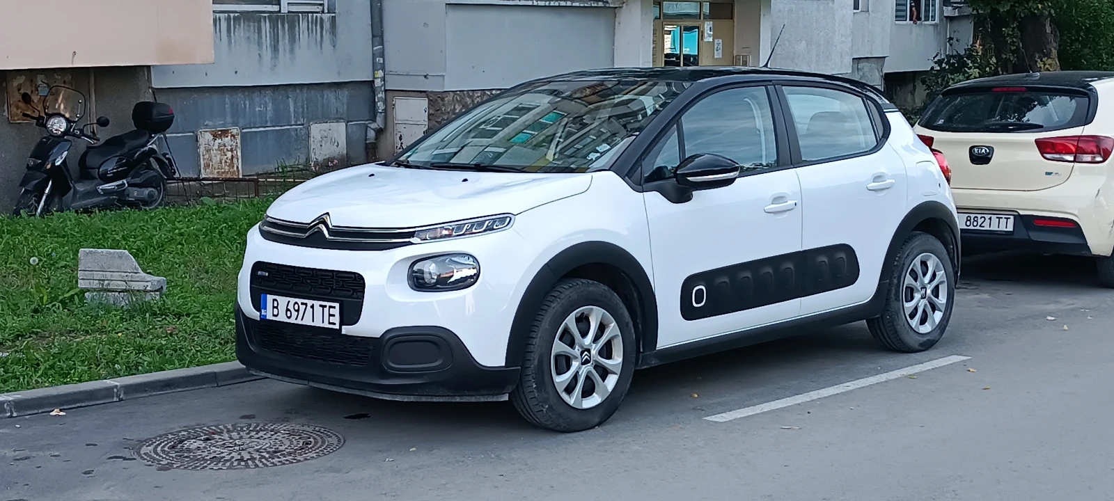 Citroen C3 1, 2i PURE TECH - изображение 10