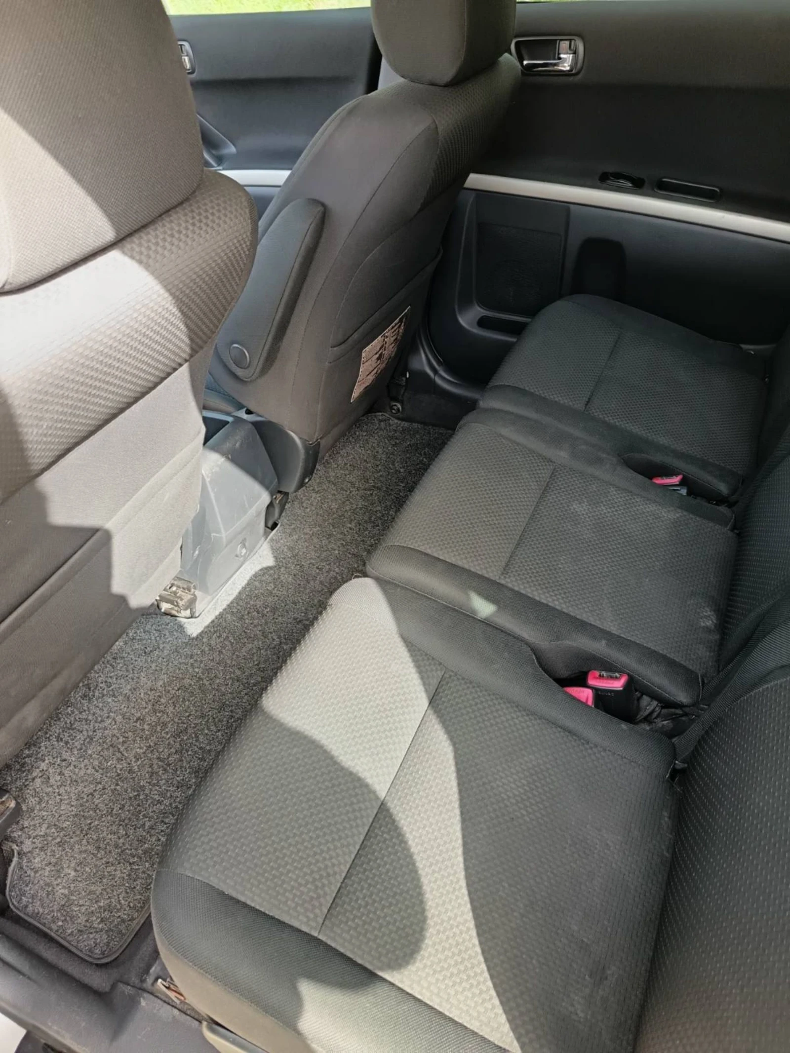 Toyota Corolla verso 1.8 16V - изображение 7