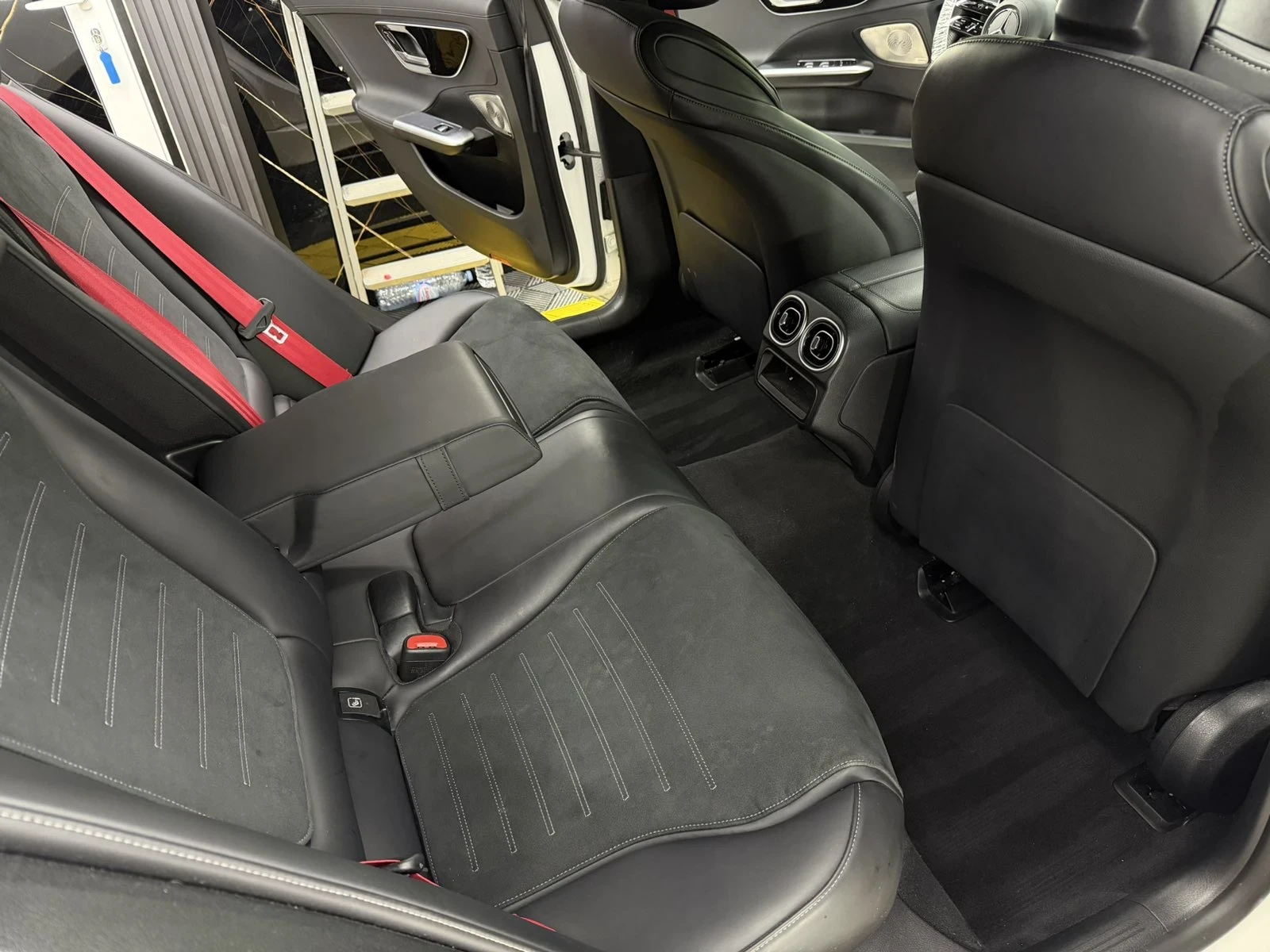 Mercedes-Benz C 180 C63s amg stock  | Mobile.bg   12