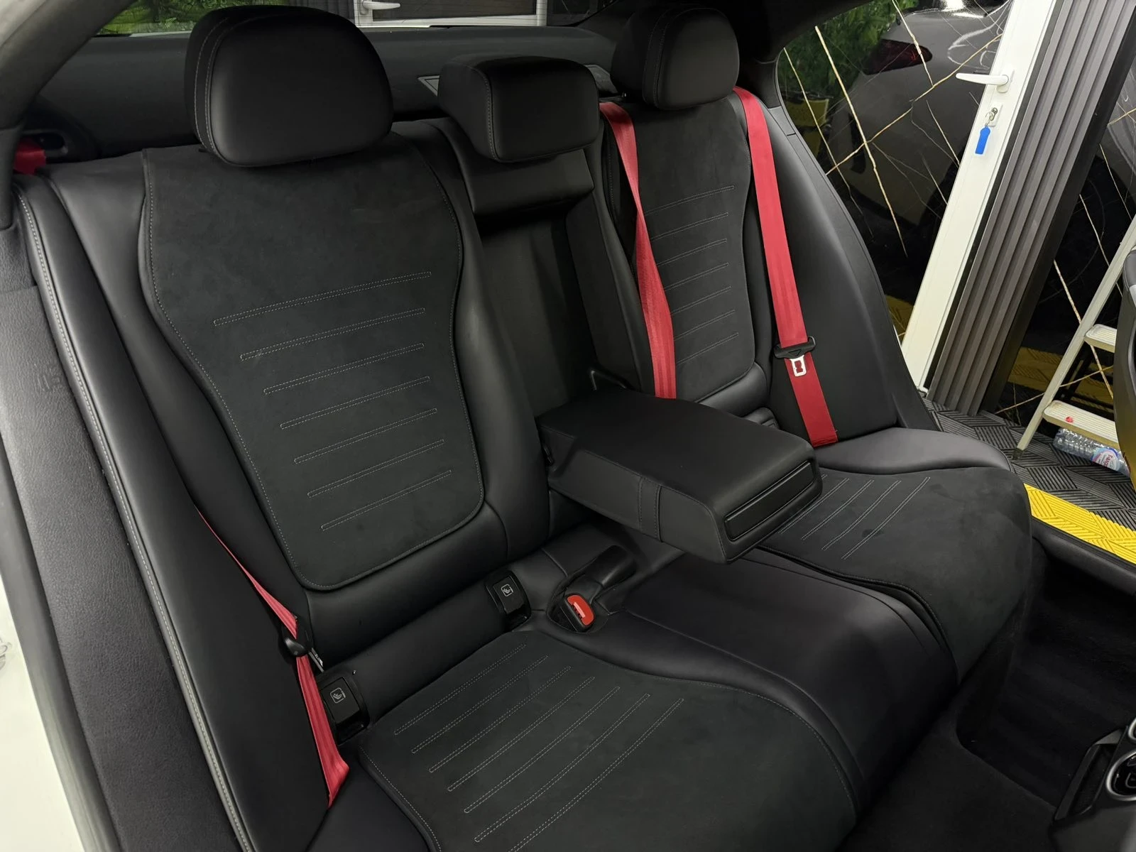 Mercedes-Benz C 180 C63s amg stock  | Mobile.bg   11