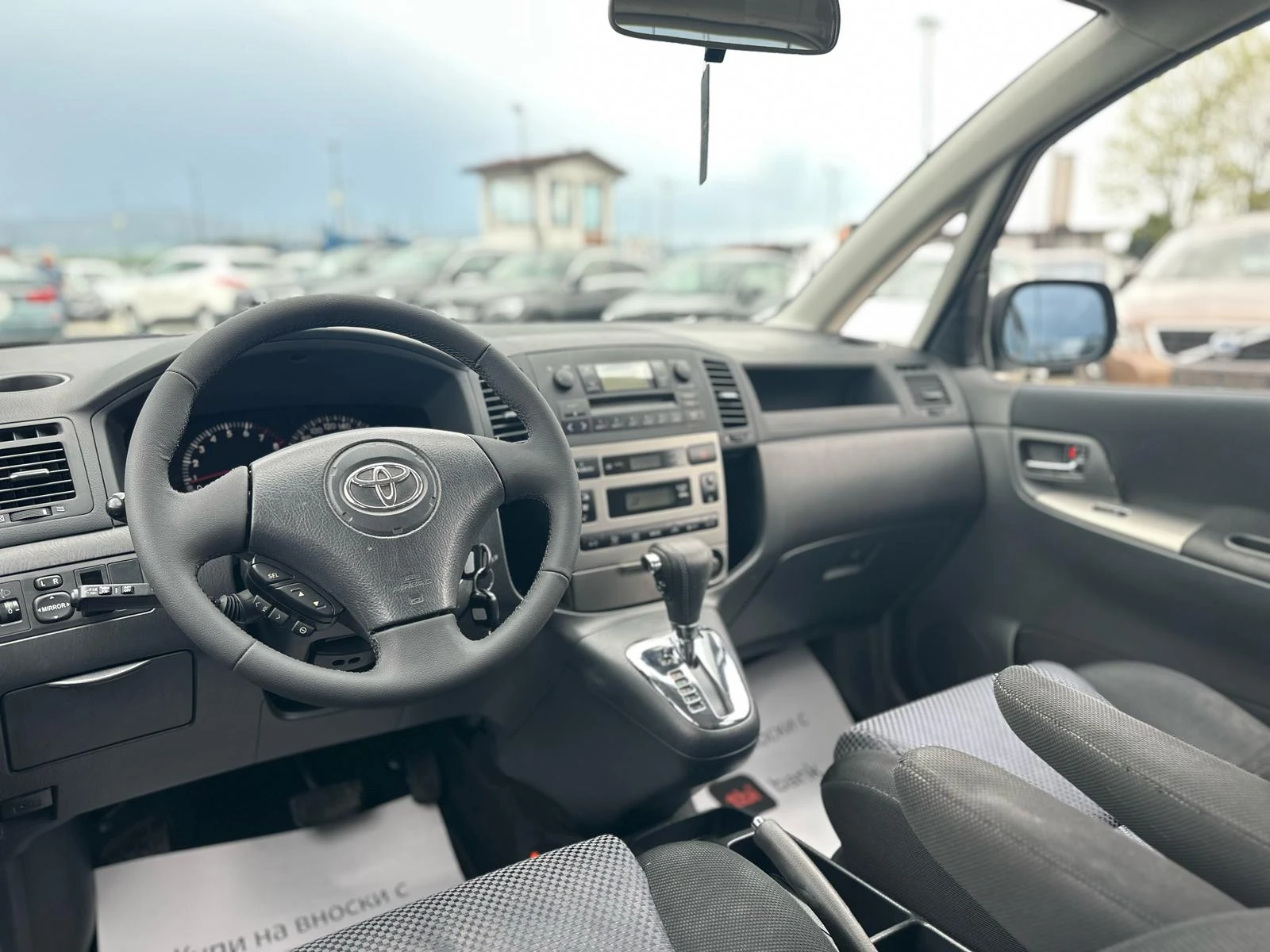 Toyota Corolla verso / AUTOMAT / 1.8I / 135 HP / - изображение 9