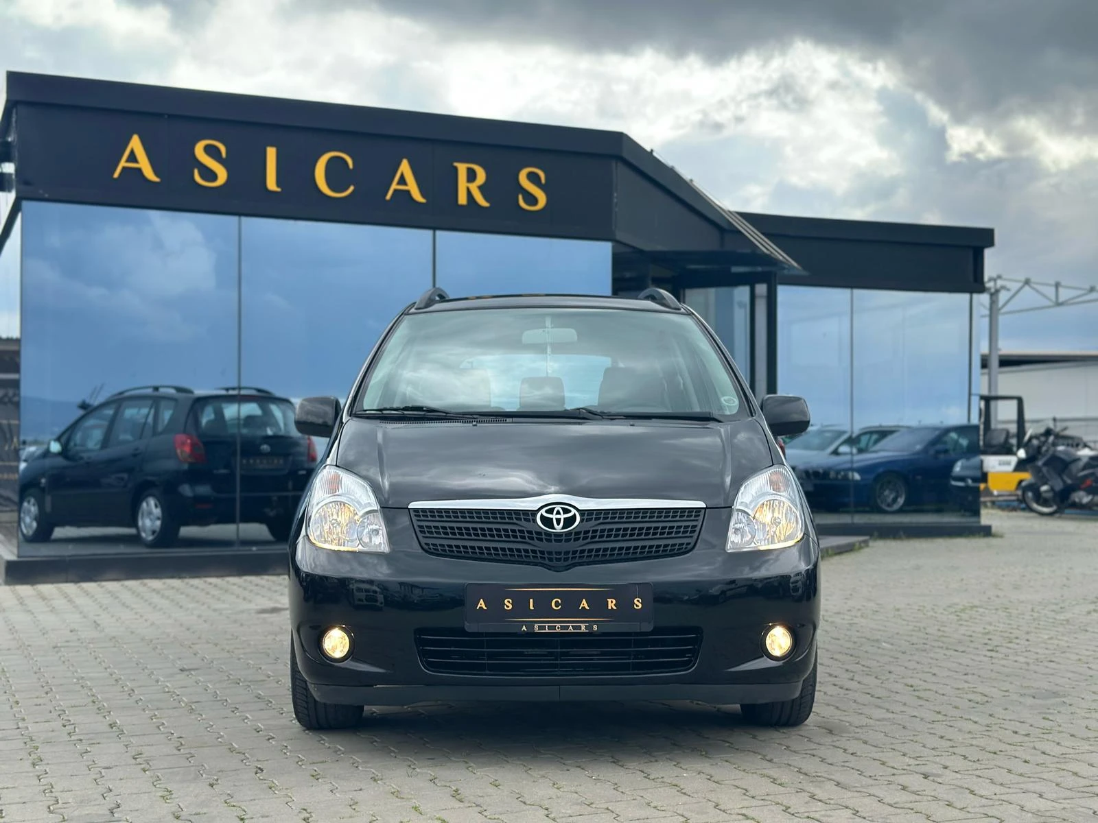 Toyota Corolla verso / AUTOMAT / 1.8I / 135 HP / - изображение 8