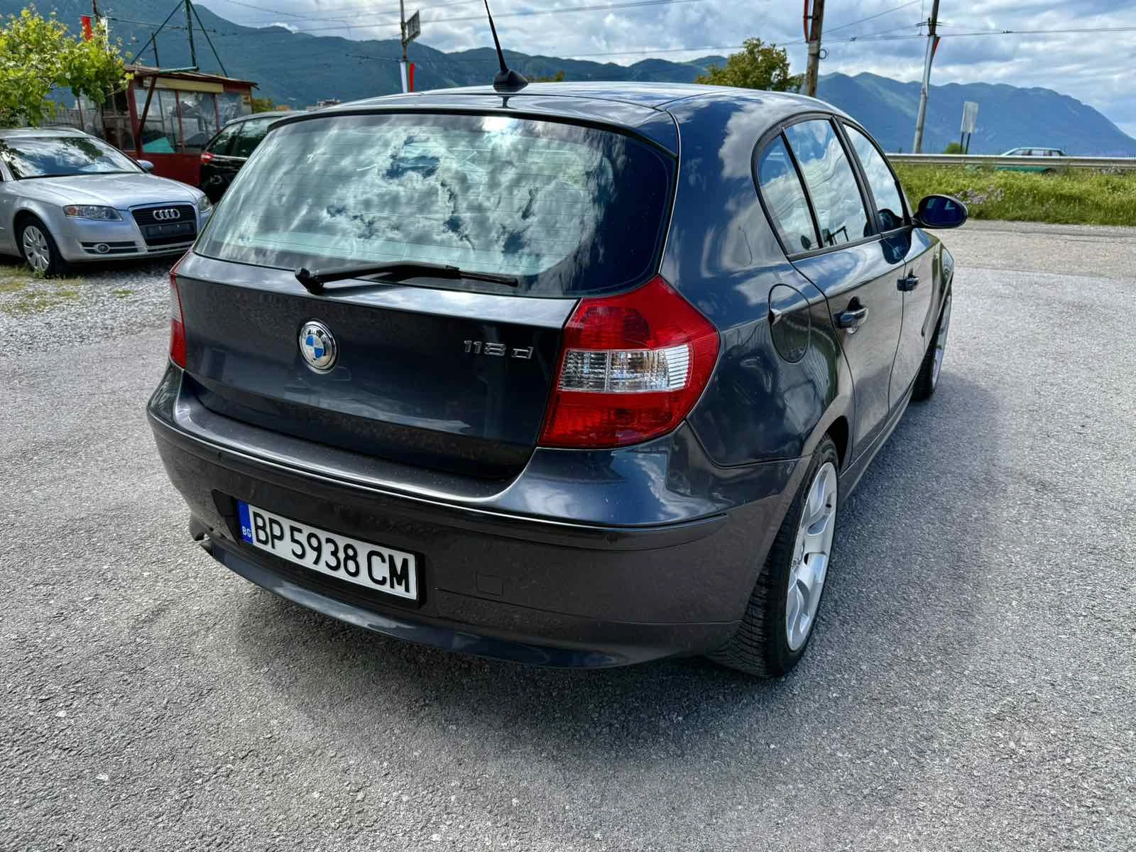 BMW 118 2.0D КСЕНОН - изображение 7