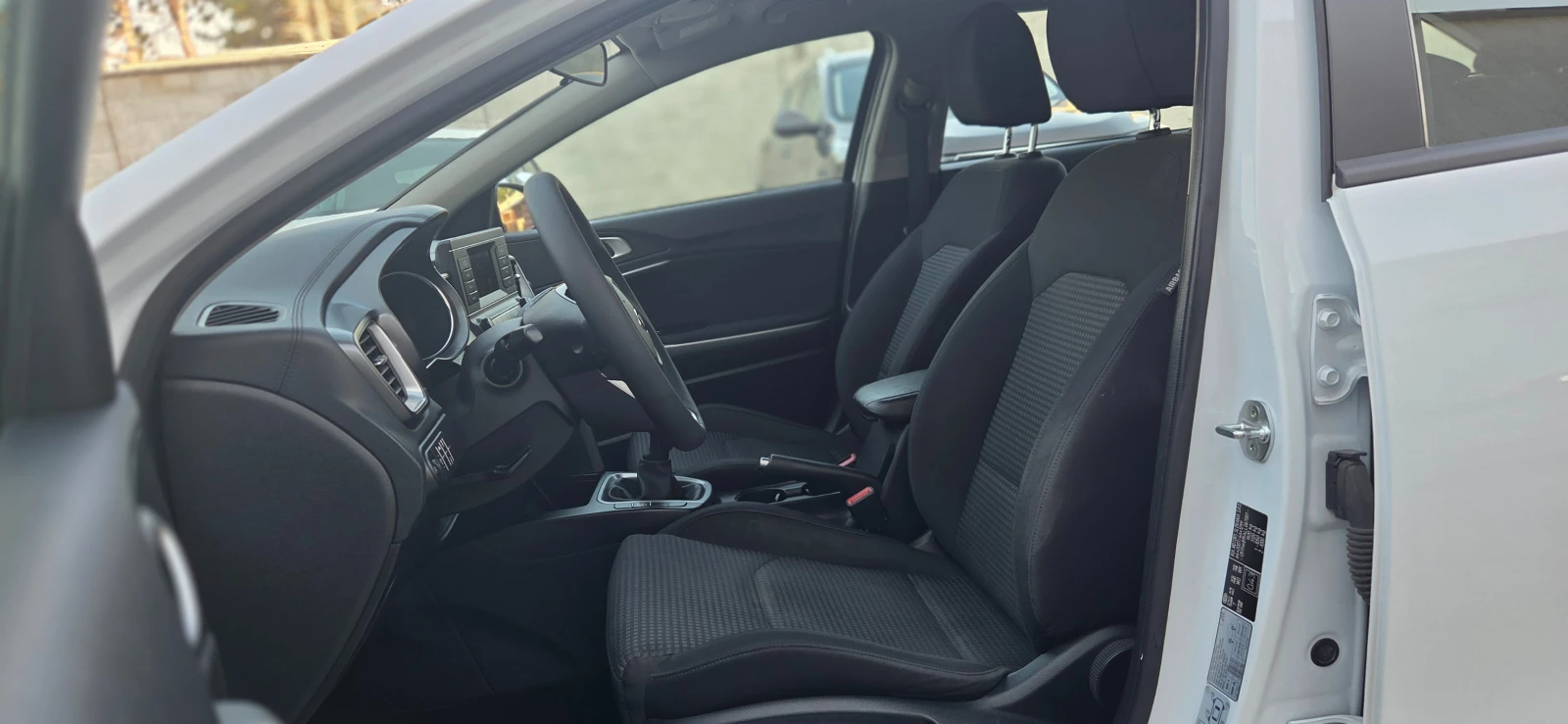 Kia Ceed 63767км. - изображение 8