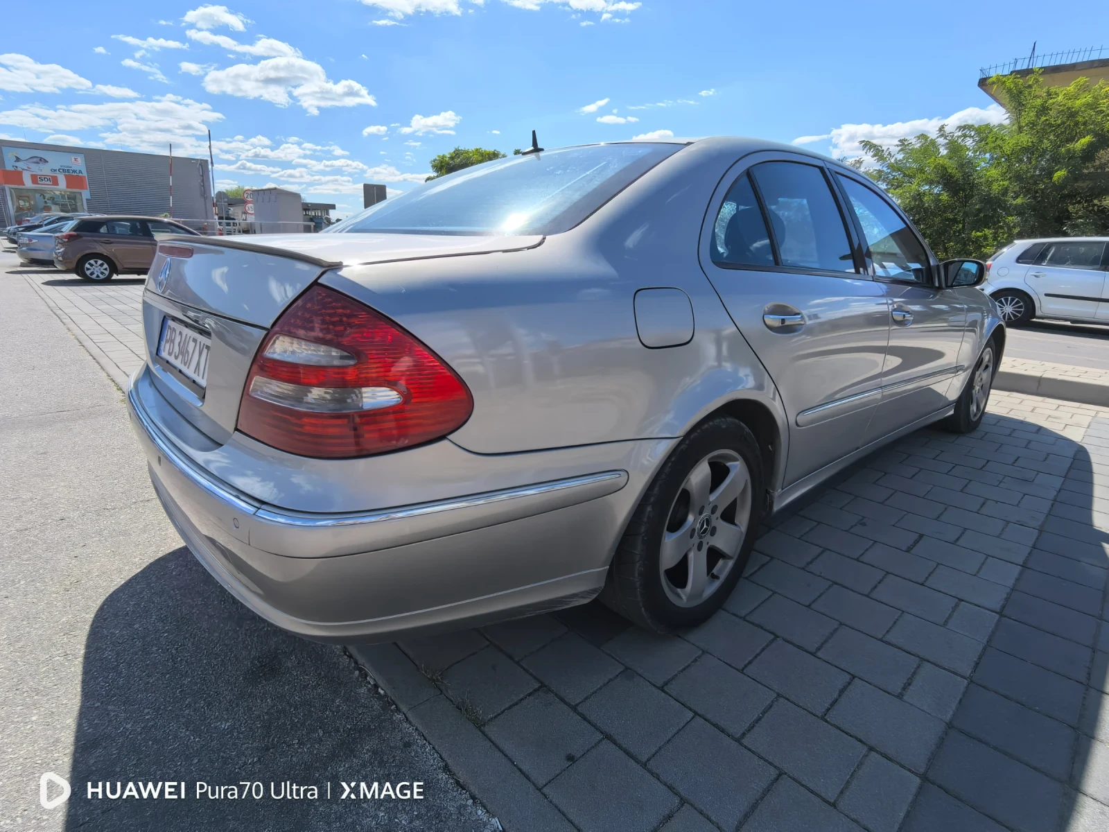 Mercedes-Benz E 320  - изображение 4