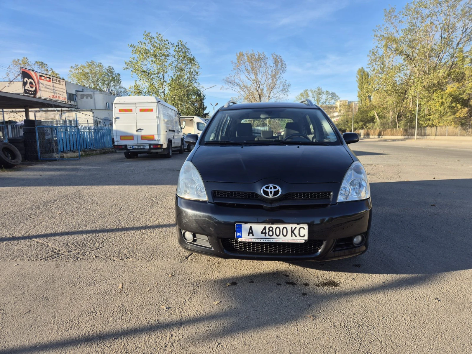Toyota Corolla verso d4d 1-ви СОБСТВЕНИК - изображение 2