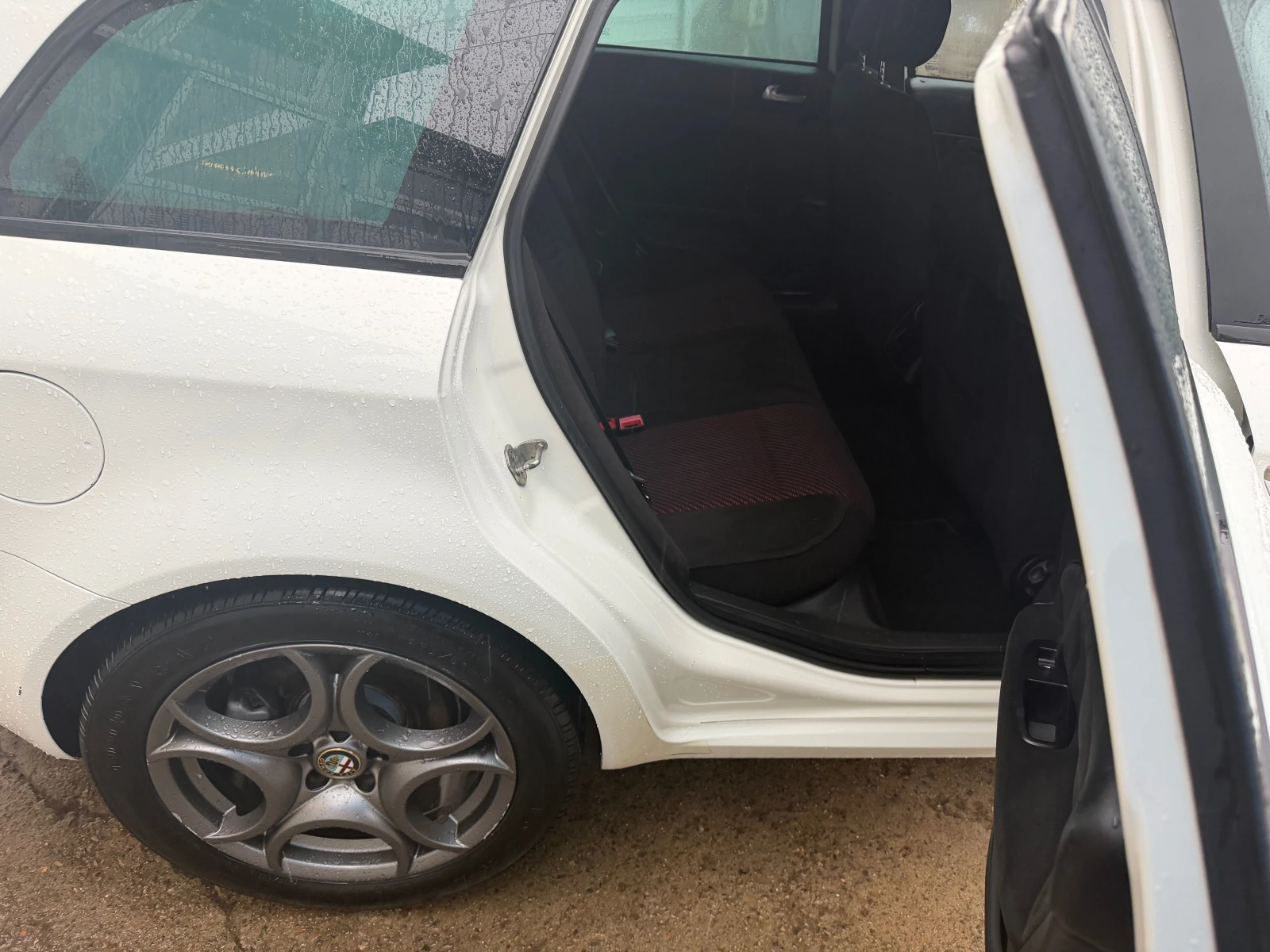 Alfa Romeo 159 sportwagon 1750 TBI ��� ���������  | Mobile.bg � ����������� 13