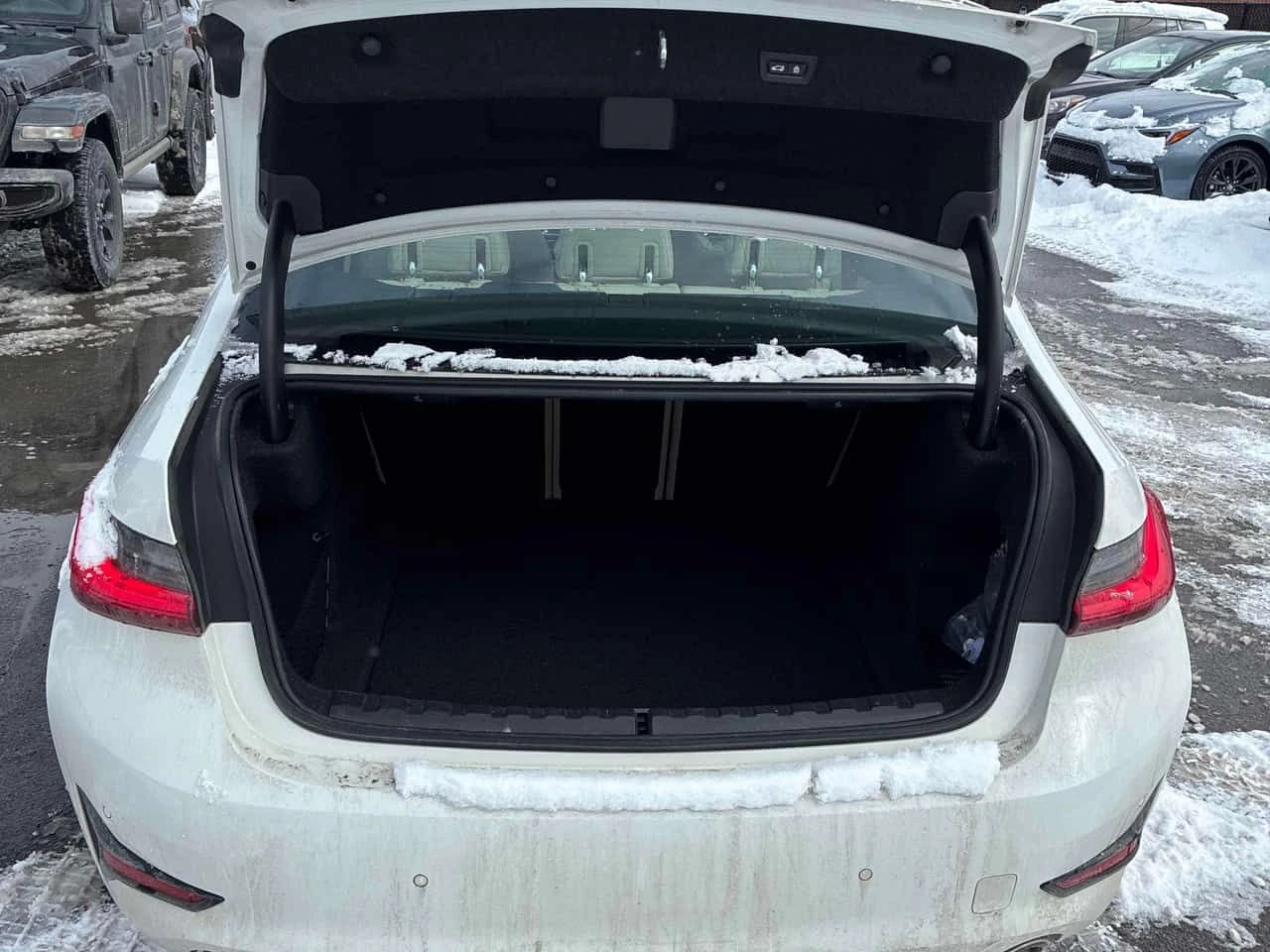 BMW 330 i xDrive/���������/�������/��������/360 ������ | Mobile.bg � ����������� 12