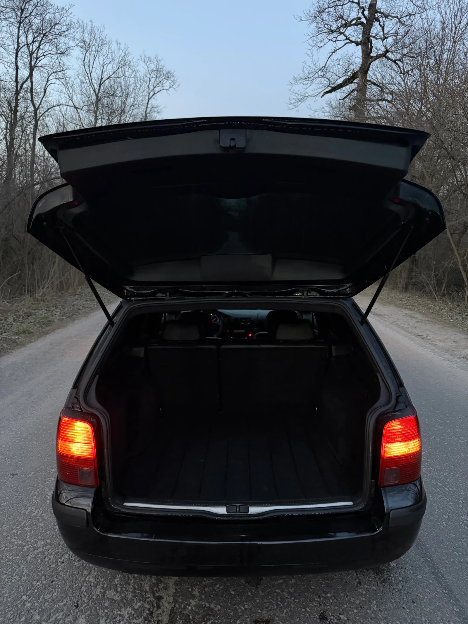 VW Passat VW/1.9/TDI/116кс, снимка 10 - Автомобили и джипове - 53771900