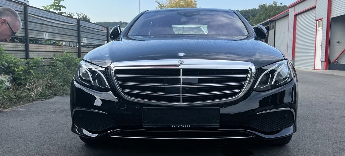 Mercedes-Benz E 220 Лимузина, снимка 5 - Автомобили и джипове - 53871549