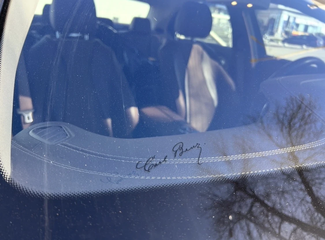 Mercedes-Benz E 220 Лимузина, снимка 12 - Автомобили и джипове - 53871549